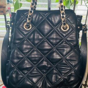 ANN TAYLOR LG ALL BLACK QUILTED LEATHER SHOULDER BAG ROOMY CHAIN STRAPS NWT